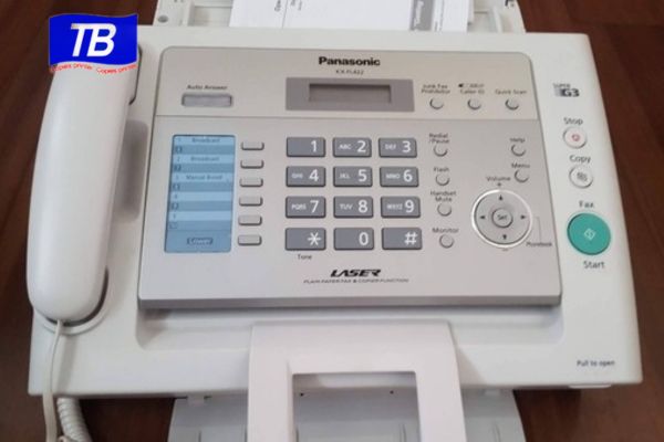 Panasonic kx-fl-422 tích hợp cả 3 tính năng fax, photocopy và quản lý danh bạ tiện lợi
