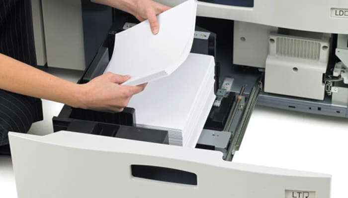 Khay nạp giấy tự động, xử lý đa dạng loại giấy của máy photocopy E Studio 450