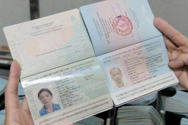 Scan hộ chiếu trên máy photocopy Toshiba